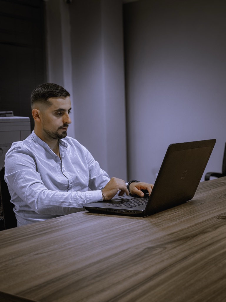 <b>Fatmir</b> Prenga