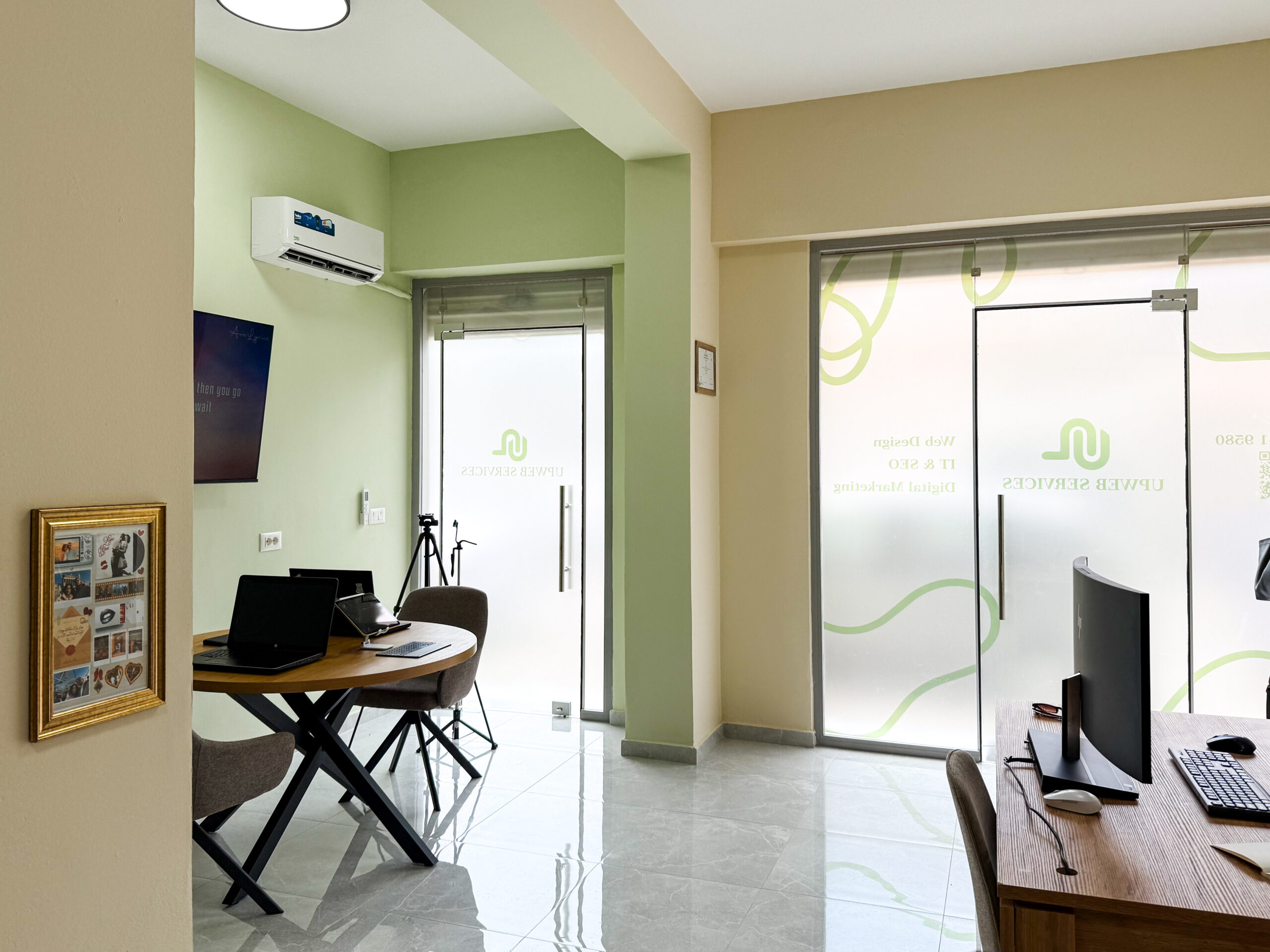 UPWeb Studio Space